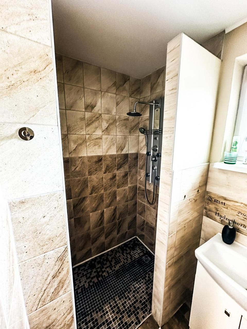 Apartman Pod Hradem Horšovský Týn Buitenkant foto